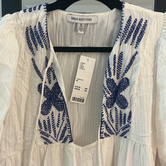 UO In The Meadow Maxi Dress - Picture 4 of 6